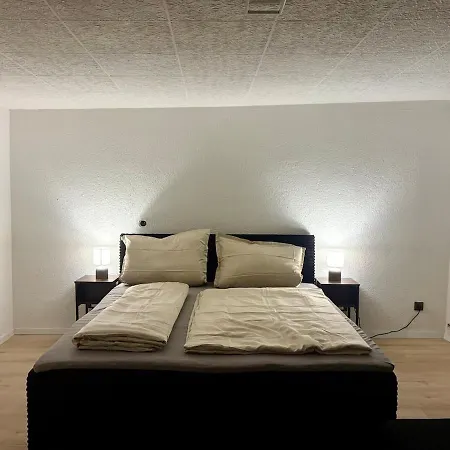 Siyen Six Apartment